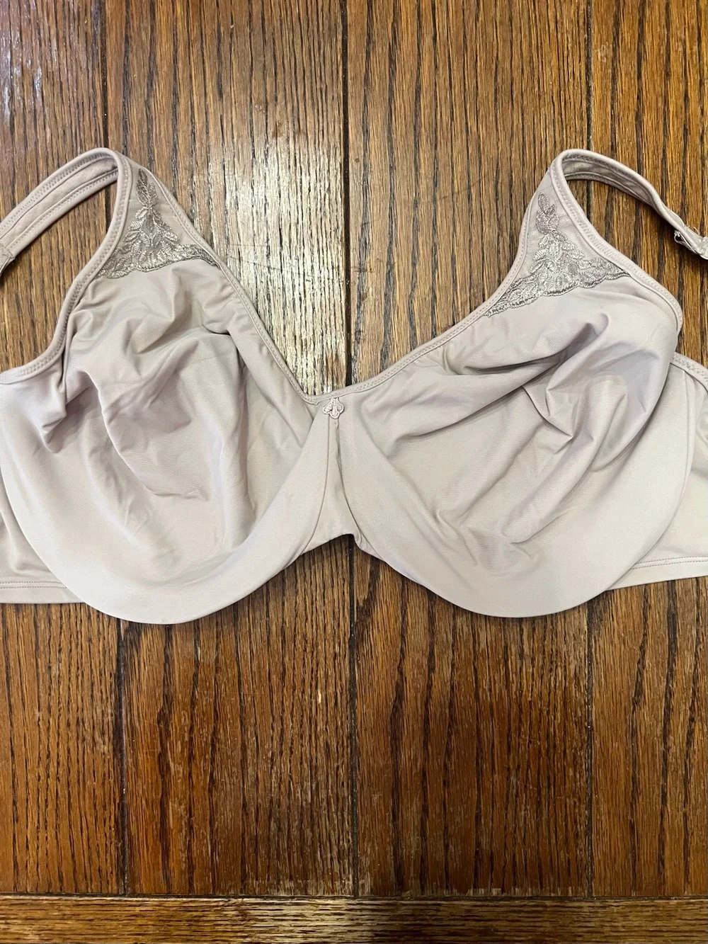 bali passion for comfort minimizer underwire bra 40DDD beige